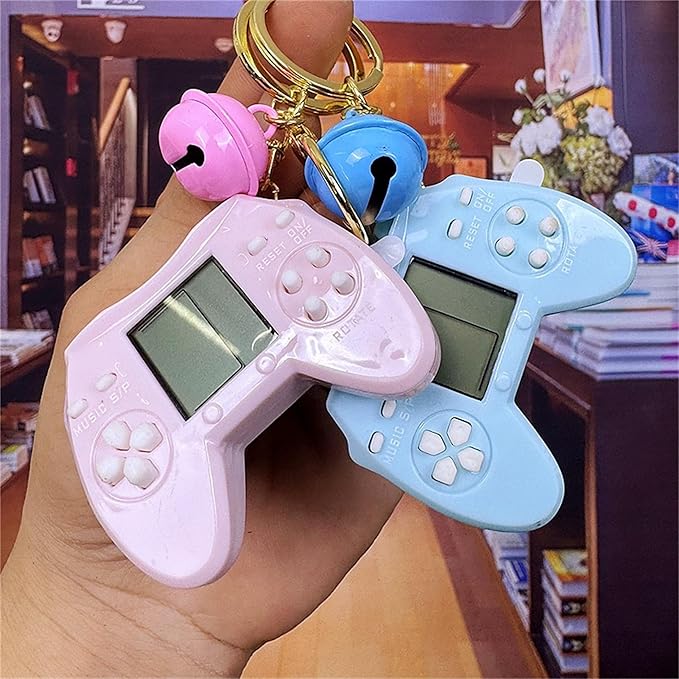 Retro Classic Game Console Pendant Keychain Playable Electronic Miniature Handheld Mini Games Machine with Keychain Ring Gift (L5)