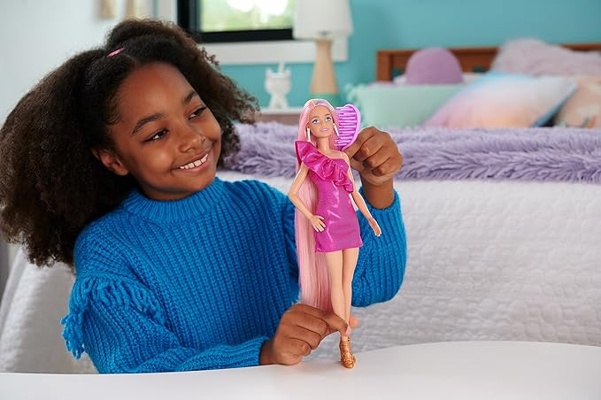 Barbie Fun & Fancy Set, Fashion Doll with Extra-Long Color-Streaked Blonde Hair, Clothes & Styling Accessories