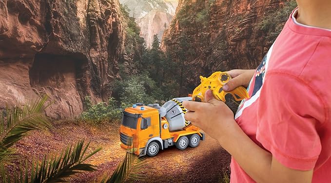 LEXiBOOK, Crosslander® pro RC Concrete Mixer, Remote Controlled Truck Mixer, Light Effects, 360° Rotating Tank, Rechargeable, RCP15