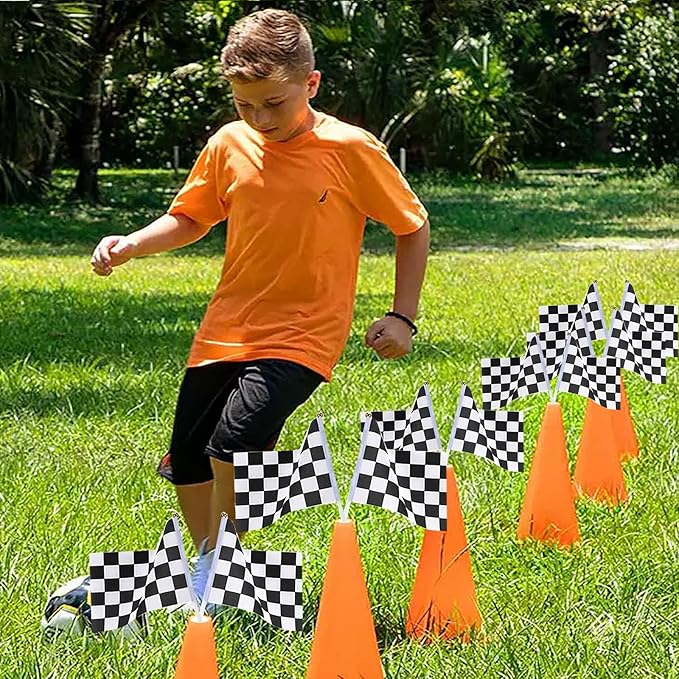 Traffic Cones with Racing Checkered Flags-6 Traffic Cones With Hole on Top, 12 Checkered Flags, Race Car Birthday Party Supplies, Table Centerpiece Decorations, Kids Gift (18PCS)