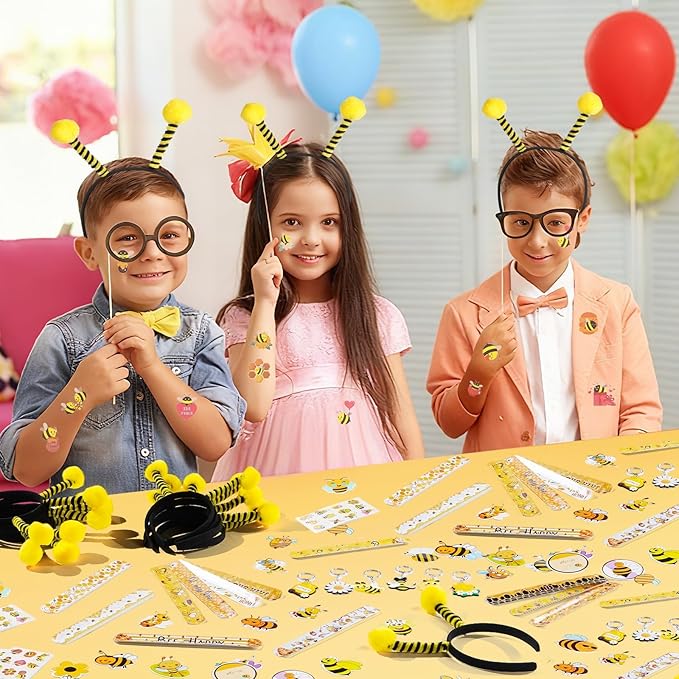Vanblue 110 Pcs Bee Party Favors Themed Birthday Decorations Honey Bee Party Supplies Gift Bags for Classroom Decorations Class Reward Gift Prizes Goodie Bag Stuffers