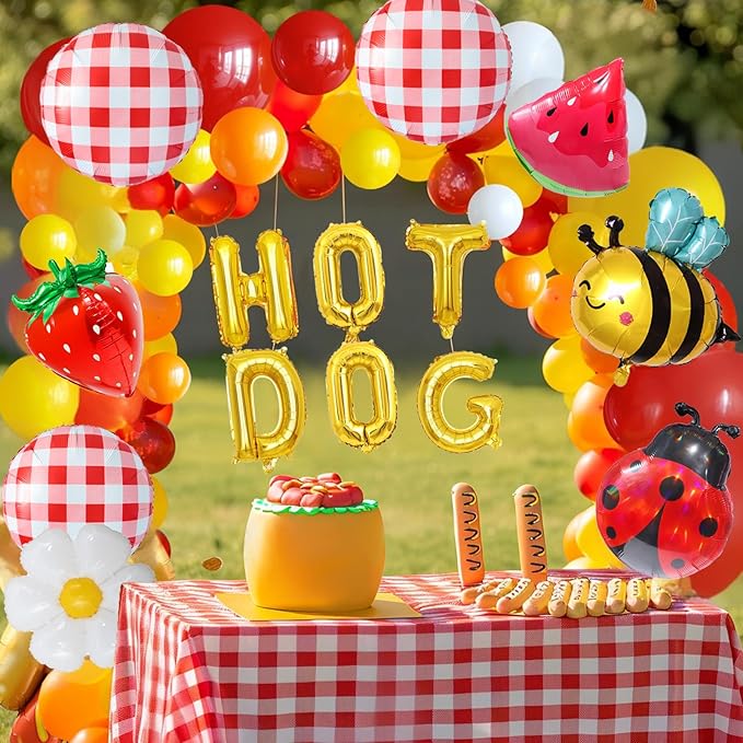 8pcs Picnic Balloons Gingham Balloons Picnic Party Decoration BBQ Themed Party Decorations Gingham Party Birthday Summer Picnic BBQ Party Decor Ladybug Balloon Strawberry Decor