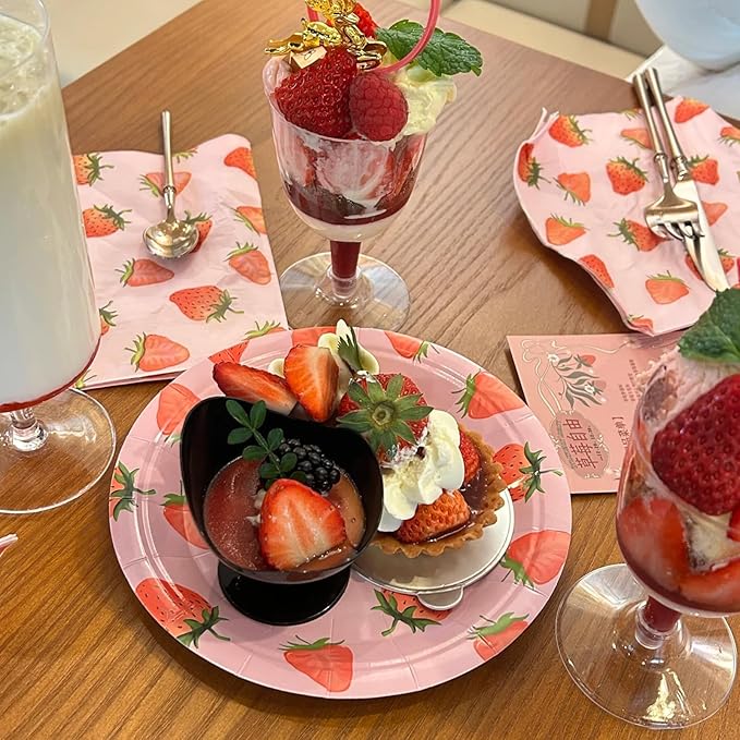 MaitianGuyou Strawberry Disposable Party Plates,40-Pack Dessert Plates for Birthday, Party, Retirement,Appetizer,Wedding Bridal Baby Shower(Strawberry 3#,7 Inch)