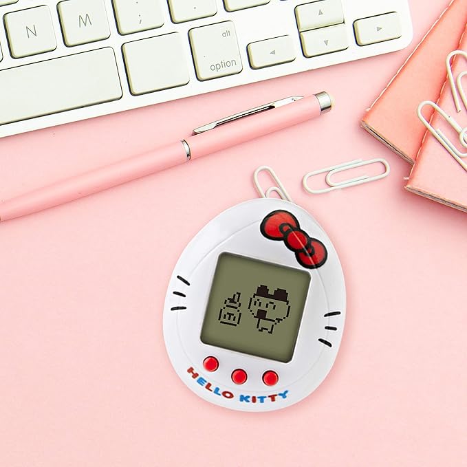 Tamagotchi Nano x Hello Kitty