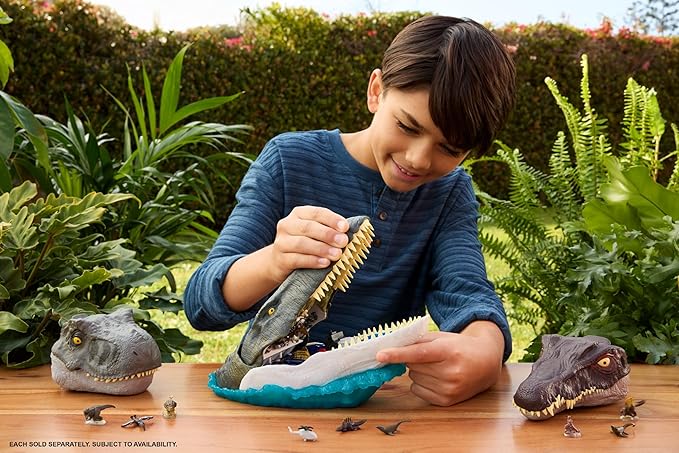 Jurassic World Mattel Jurassic World Rebirth Deluxe Mosasaurus Playset with 7 Interactive Features, 7 Sound Effects & 6 Micro Figures, Folds Up to Carry & Store