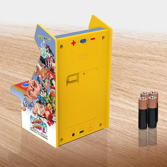 My Arcade Super Street Fighter II Micro Player Pro: Capcom Arcades, 2 Games in 1