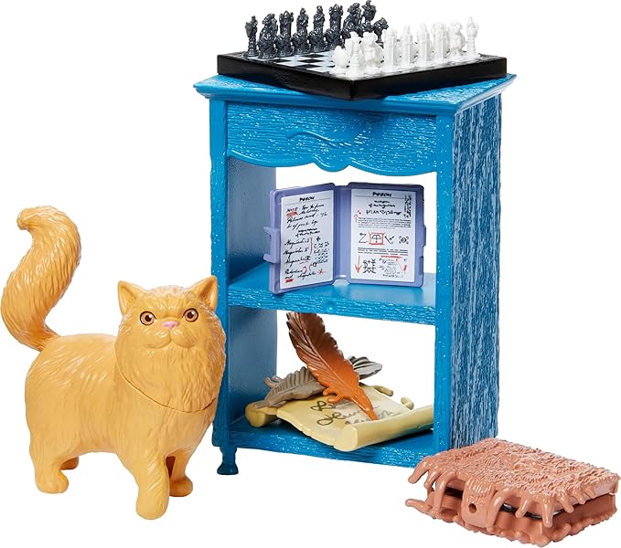 Mattel Harry Potter Toys, Diagon Alley Collectible Shops, Scribbulus with 8 Movie-Inspired Accessories and Surprises