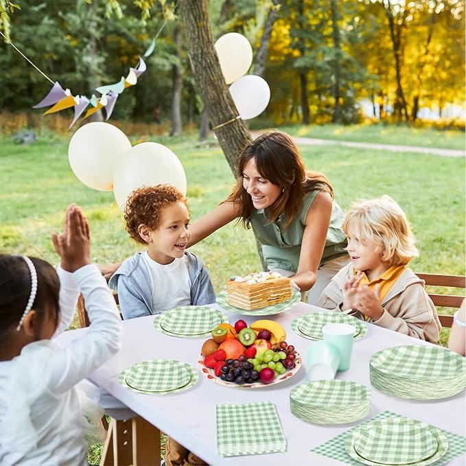 180Pcs Green Gingham Party Supplies Paper Plates and Napkins Serve 60 Disposable Tableware Set for Birthday Party Decorations Game Day Family Holiday Sports Events