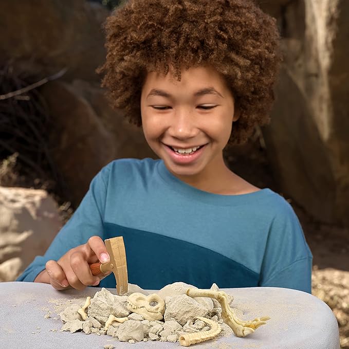 Robo Alive Dino Fossil Find - Stegosaurus by ZURU Excavate Dinosaur Fossils Digging Kit Collectible Toy with Slime, Multi-Color, Small