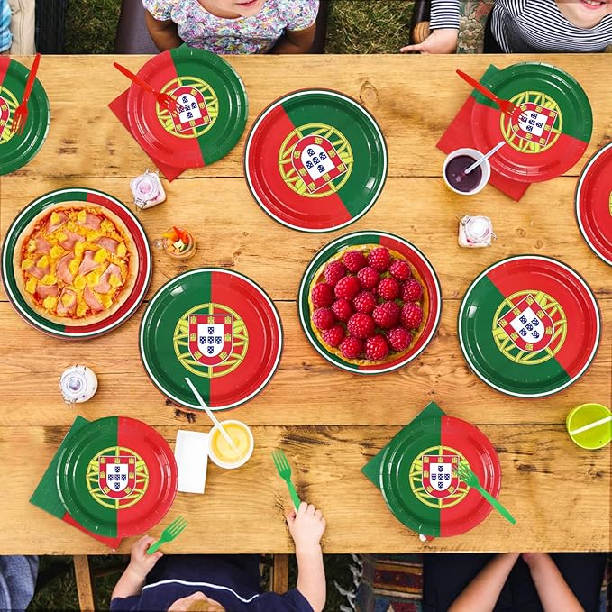 96Pcs Portugal Flag Party Supplies Portuguese Flag Plates and Napkins National Country Decoration Portugal Theme Red and Green Tableware Set for Patriotic Festival Party Supplies，Serves 24