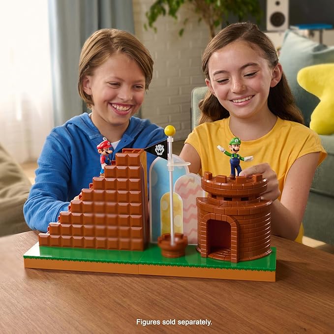 Super Mario Nintendo 2.5" Action Figures Course Complete Playset with Mario Figure, Interactive Stairs, Flagpole, Castle, and Base Platform