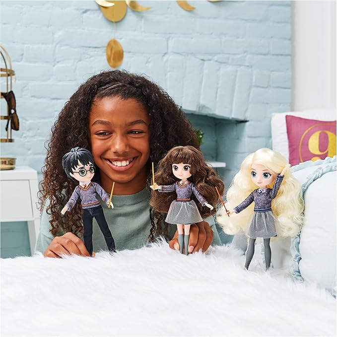 Wizarding World Harry Potter, 8-inch Luna Lovegood Doll, Kids Toys for Ages 5 and up