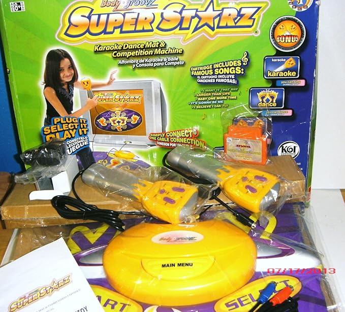 Body Groovz Super Dancer Dance Mat with Microphone by KGI
