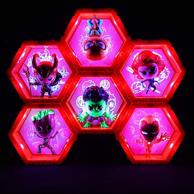 WOW! PODS Avengers Collection - The Incredible Hulk | Superhero Light-Up Bobble-Head Figure | Official Marvel Collectable Toys & Gifts