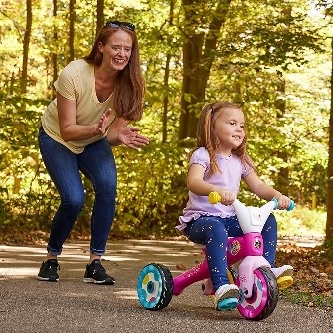 Huffy Disney Minnie Mouse Light Up Kids' Trike, Ideal for Ages 3+, Minnie Mouse Graphics, Colorful and Playful Design, Simple Coaster Brake, Sturdy and Durable, Safe for Toddlers, Girl's