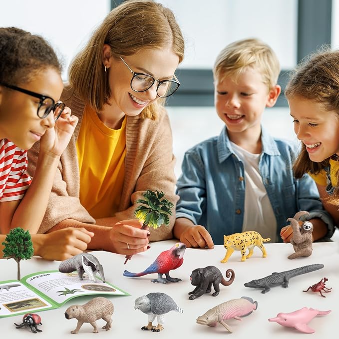 37PCS Rainforest Animals Figures Toys Set, Rainforest Diorama Supplies Include Jungle Animal Figurines,Trees, Moss, Sand, Stones for Kids Historical Education School Project Decoration Birthday