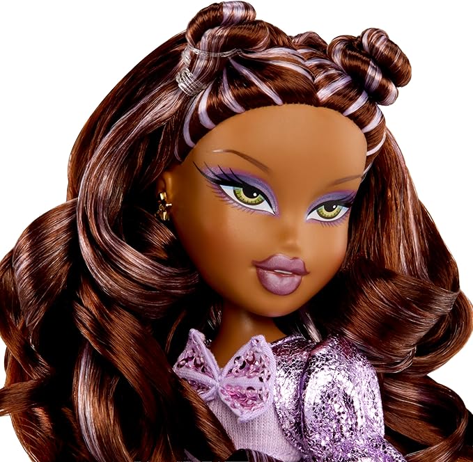 Bratz Pop Starz Sasha Fashion Doll with Accessories and Charm